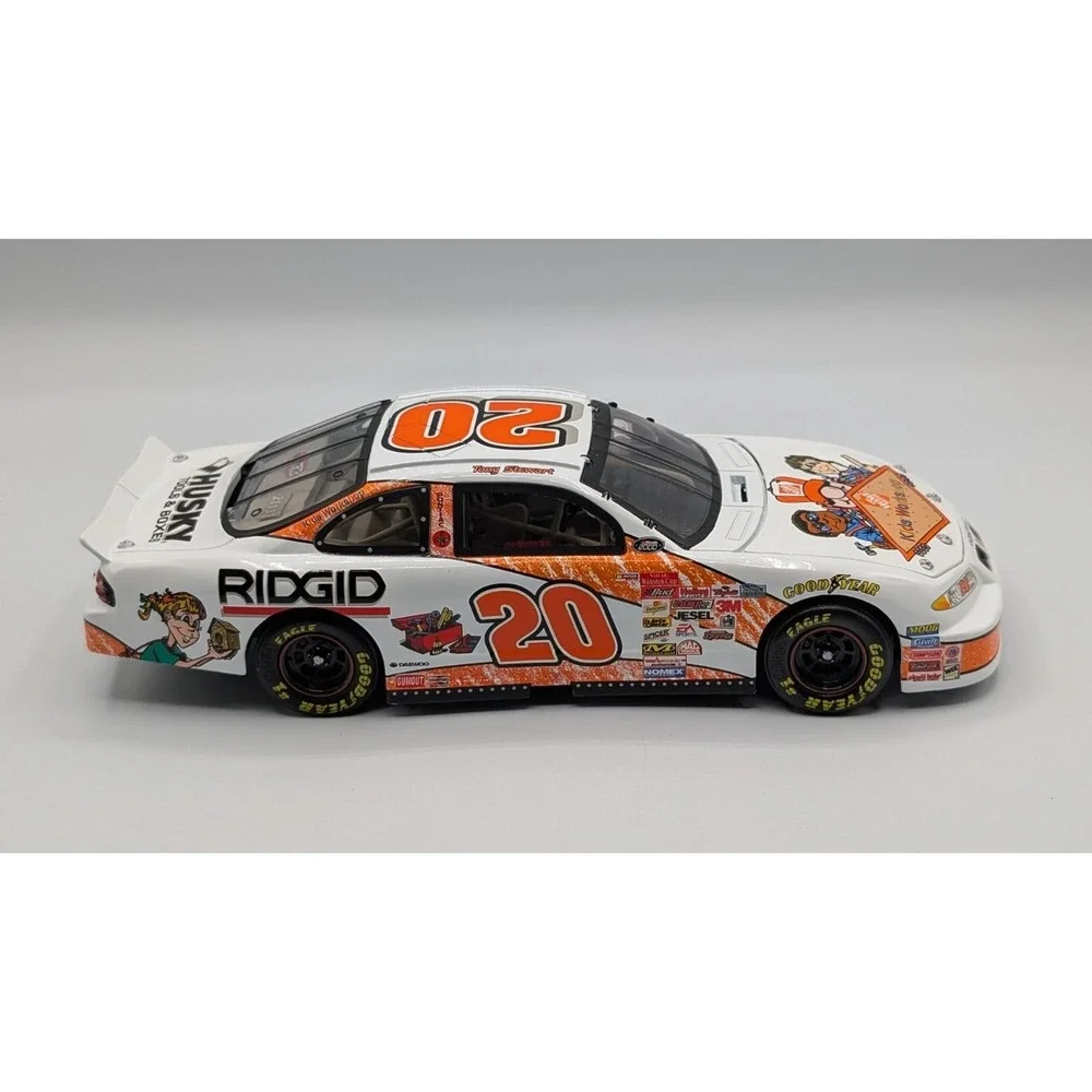 2000 Tony Stewart #20 Home Depot Kids Workshop Grand Prix Stock Car Action 1:24